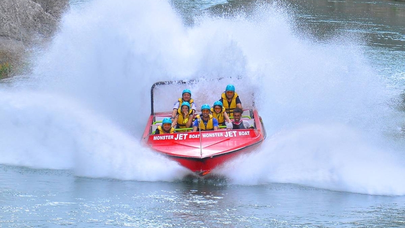 Monster Jet Bot 6in1