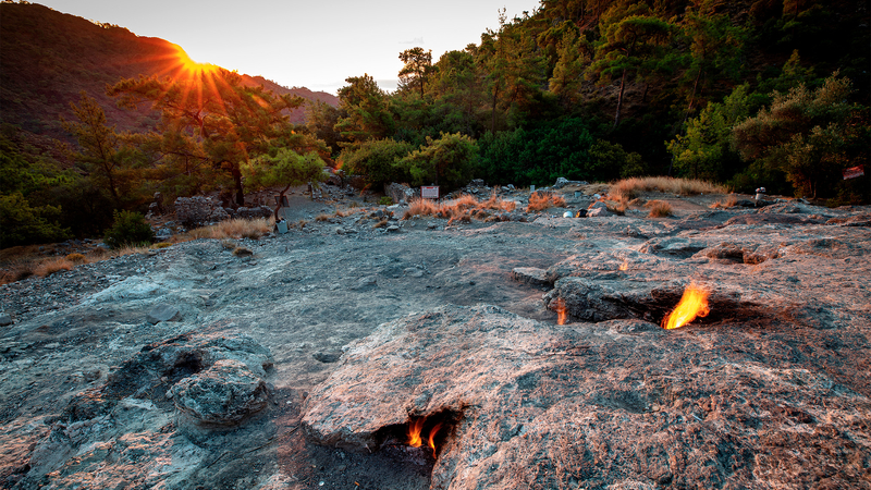 Kemer : Ulupınar'da Akşam Yemekli Olympos, Çıralı Yanartaş Jeep Turu