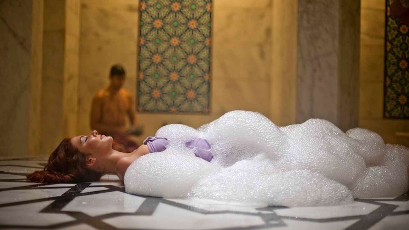 Kemer : Bali Masajı ile Türk Hamamı