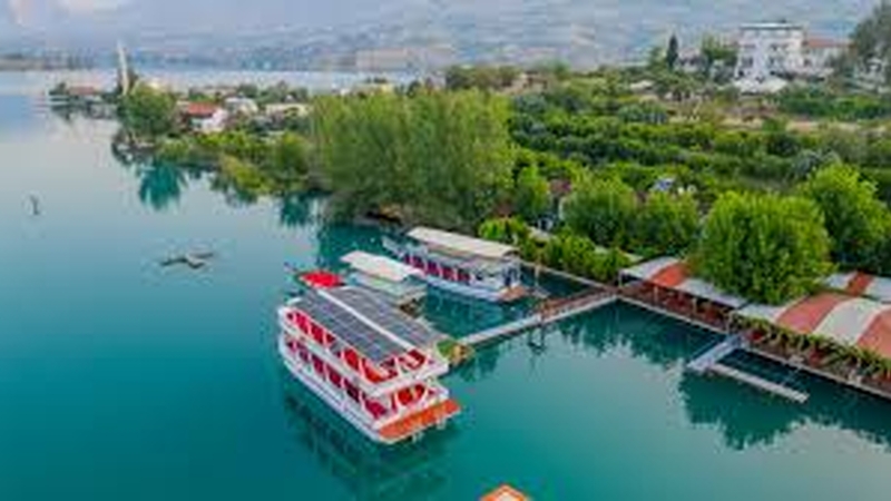 Manavgat : Gölbaşı Restaurant