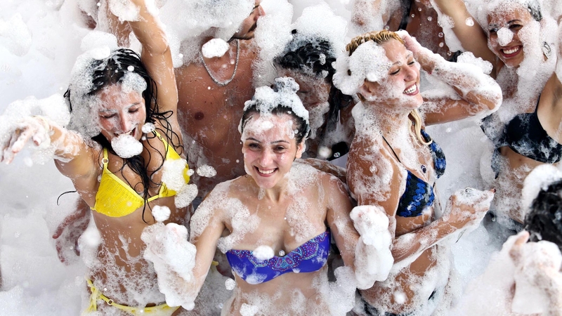 Alanya: Öğlen Yemekli ve Sınırsız Alkolsüz İçecekli Tekne Turu