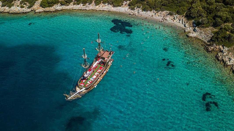 Bodrum : Korsan Tekne Gezisi